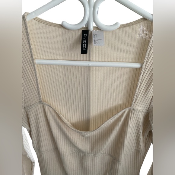 H&M - Picture 2 of 3